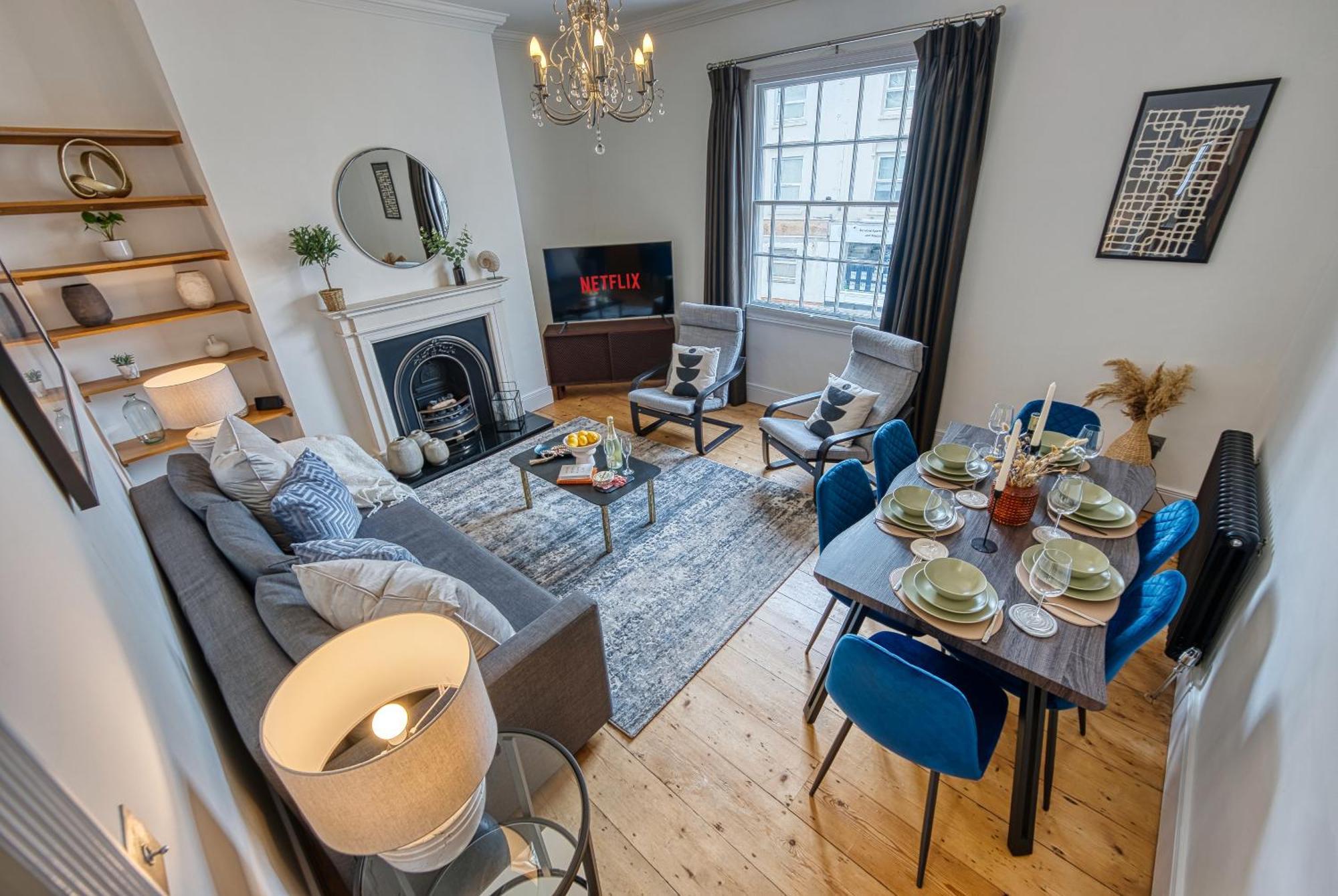 2 Bed Stunning Chic Modern Spacious Apt, Ocean Village, Southampton - Plenty Of Parking - By Blue Puffin Stays Exterior photo