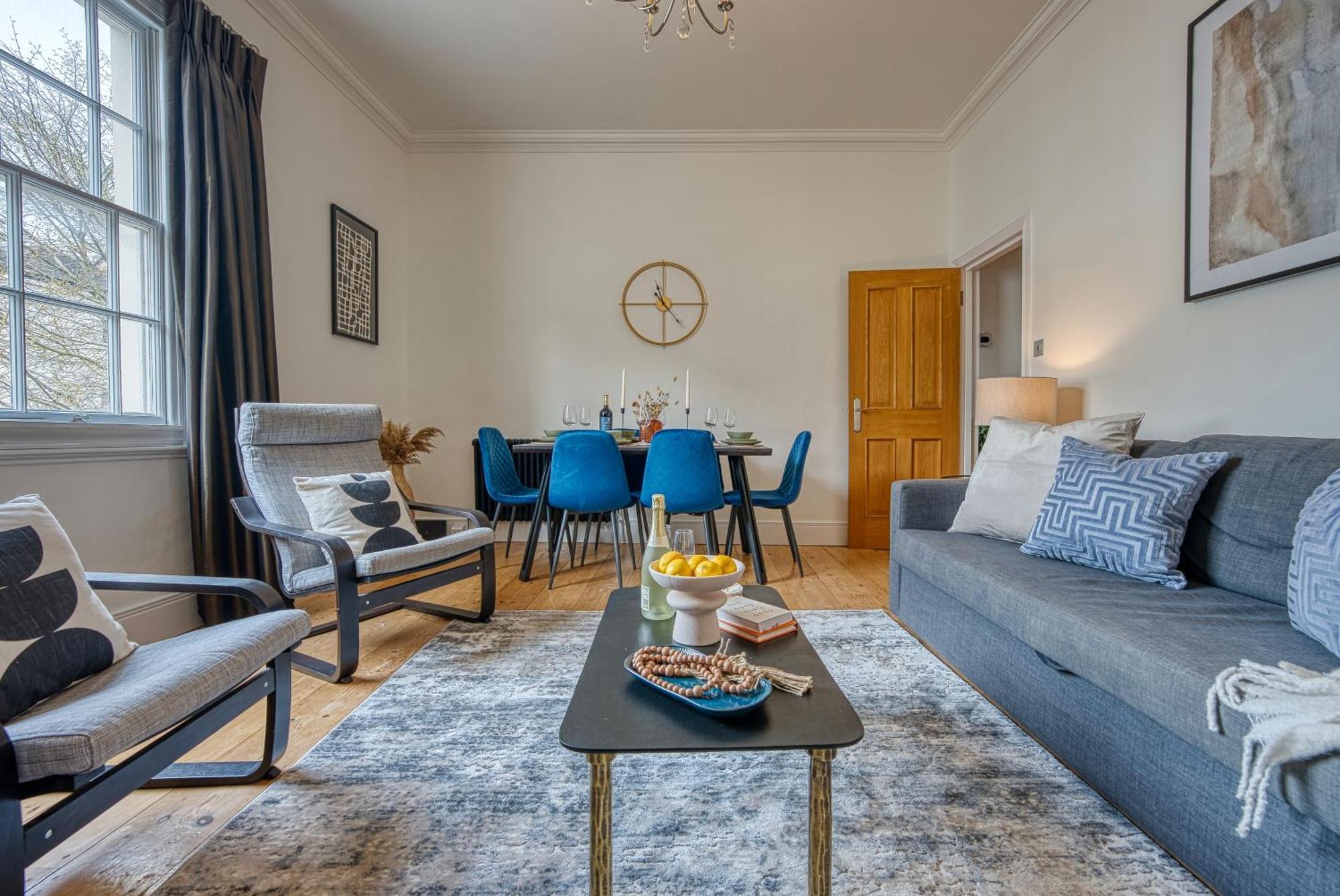 2 Bed Stunning Chic Modern Spacious Apt, Ocean Village, Southampton - Plenty Of Parking - By Blue Puffin Stays Exterior photo